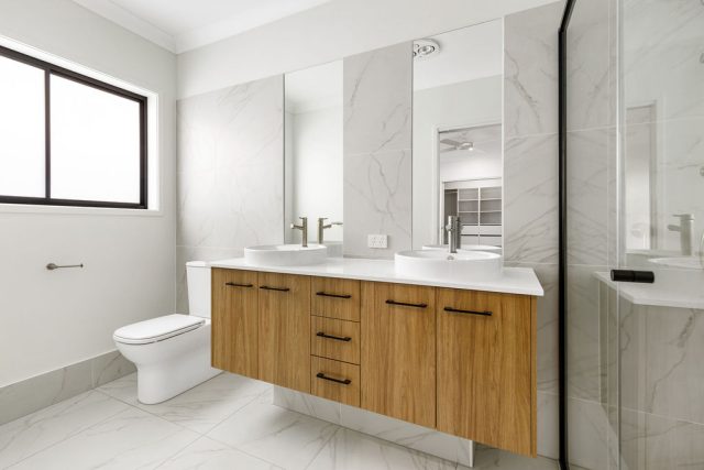 http://644%20Banyan%20-%20Bathroom%20-%20Fiteni%20Homes