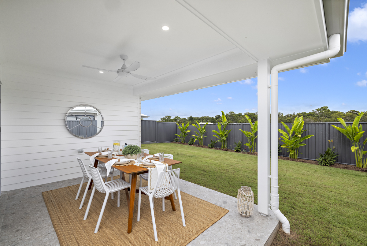 http://9%20Wollemi%20Ave%20display%20home%20patio