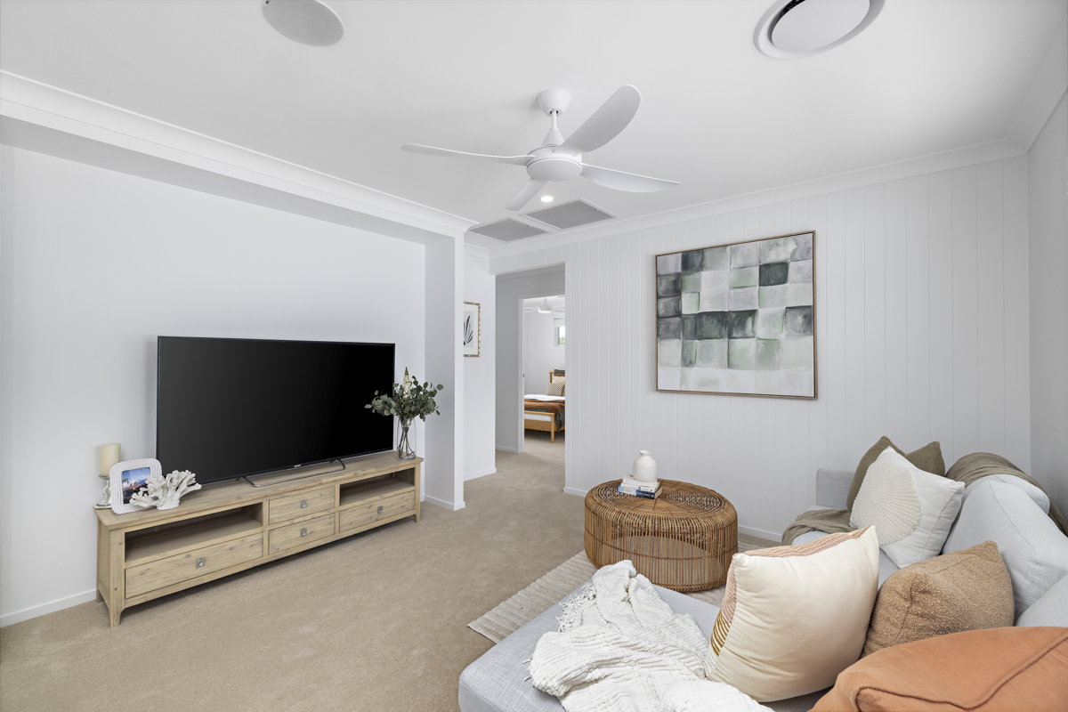 http://9%20Wollemi%20Ave%20display%20home,%20classic