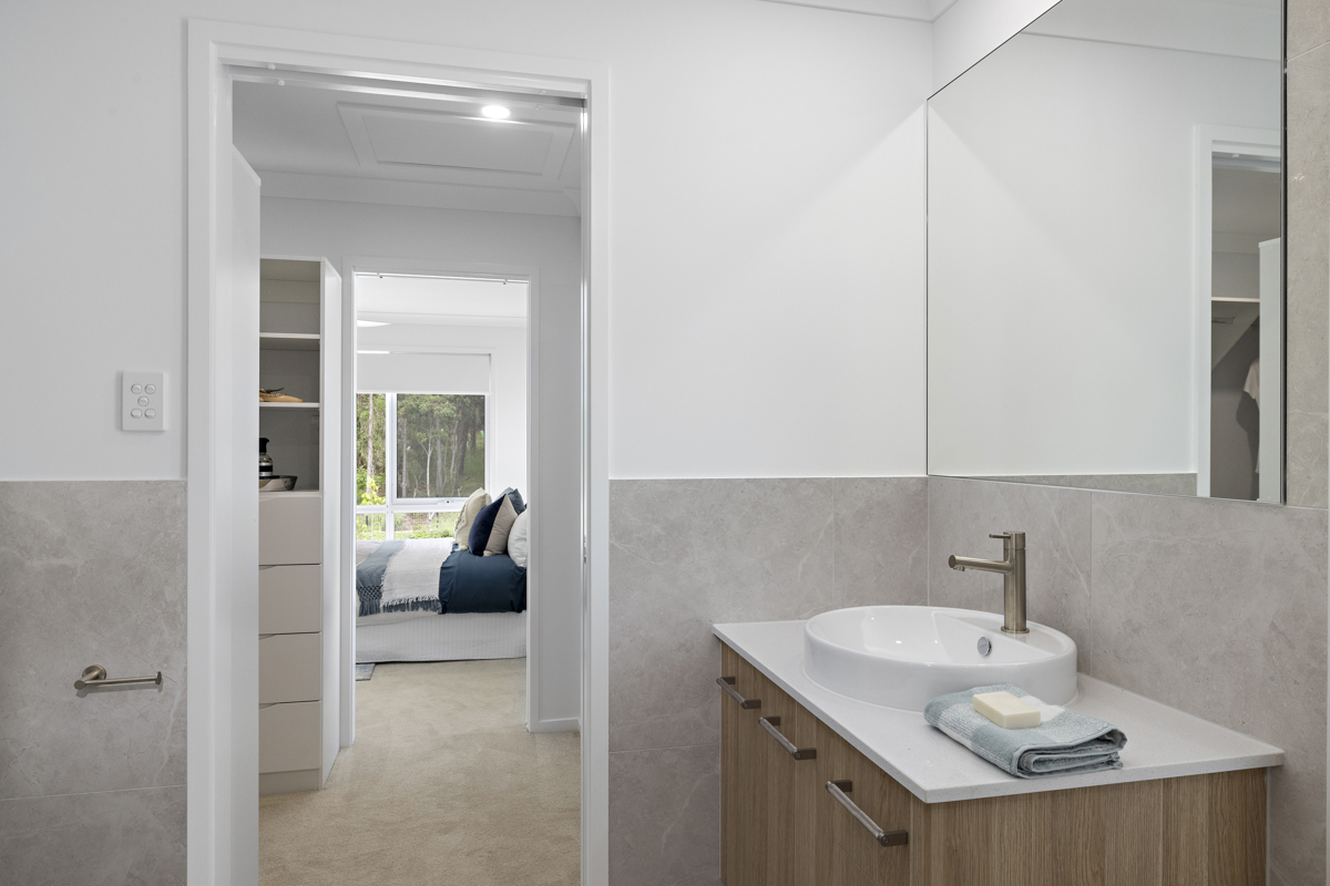 http://9%20Wollemi%20Ave%20classic%20display%20home