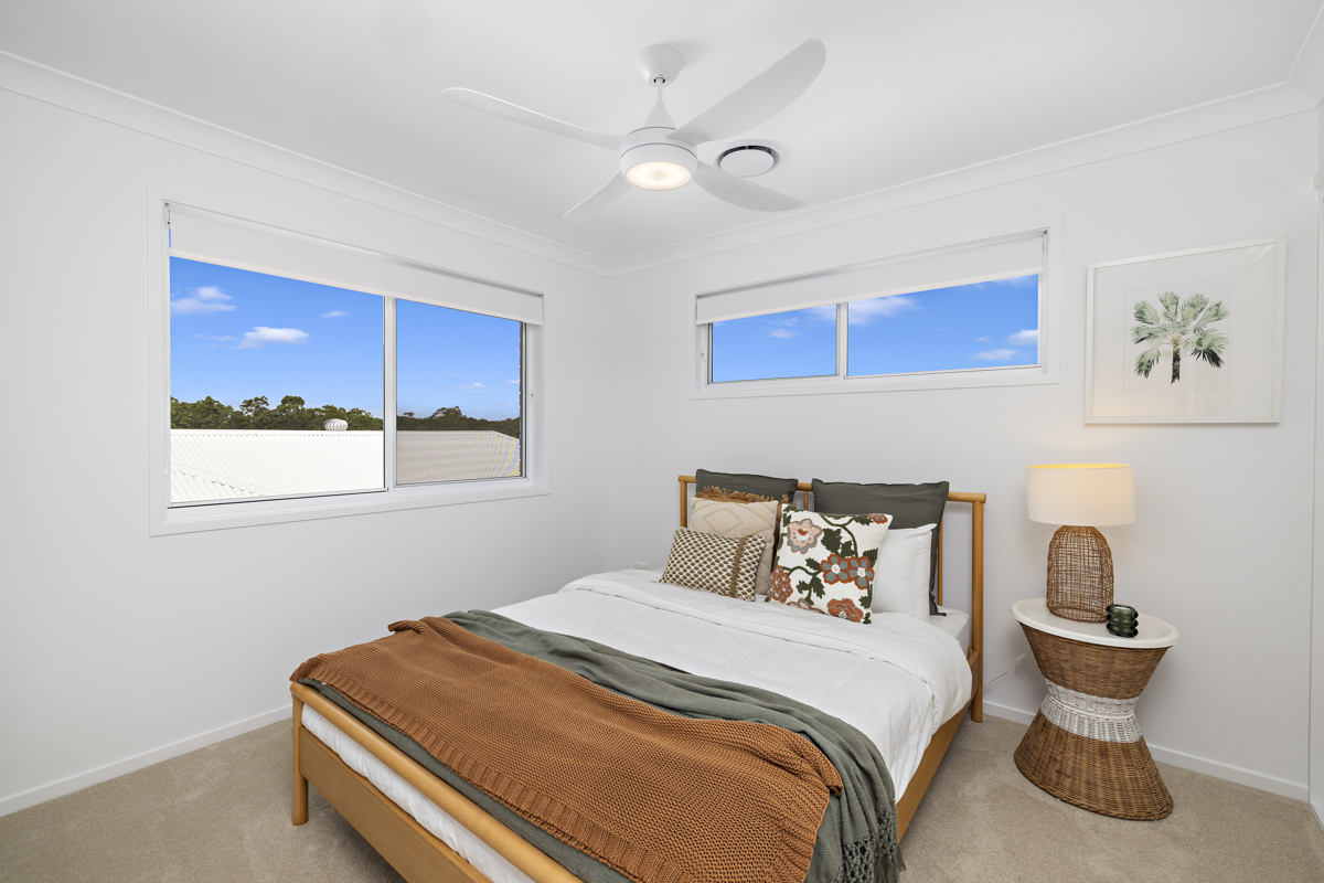 http://9%20Wollemi%20Ave%20display%20home%20bedroom,%20QLD